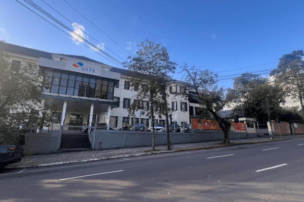 Círculo Saúde e Hospital Saúde firmam parceria para ampliar atendimentos em Caxias do Sul
