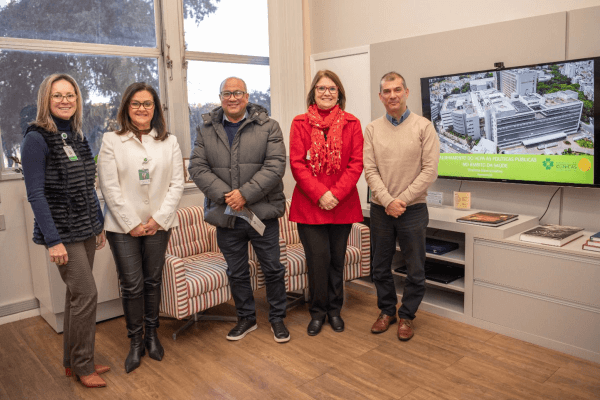 Representantes do Ministério da Saúde visitam HCPA