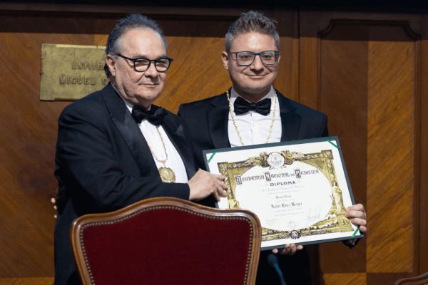 André Berger é empossado como Membro Titular da Academia Nacional de Medicina