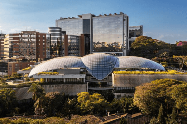 Einstein é o melhor hospital da América Latina e está entre os primeiros do mundo em sete especialidades médicas
