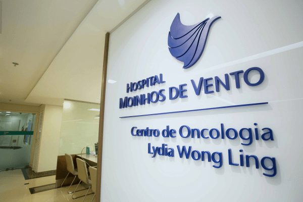 Hospital Moinhos de Vento realiza procedimento de alta complexidade no RS para tratamento de câncer