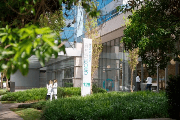 Outubro Rosa: mulheres jovens também devem ficar atentas