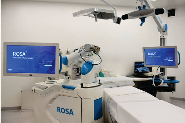 Hospital Nora Teixeira realiza primeira cirurgia ortopédica robótica