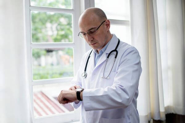 Ferramenta estima perdas e alerta no-Show de pacientes pode comprometer até 32% da agenda de clínicas no país