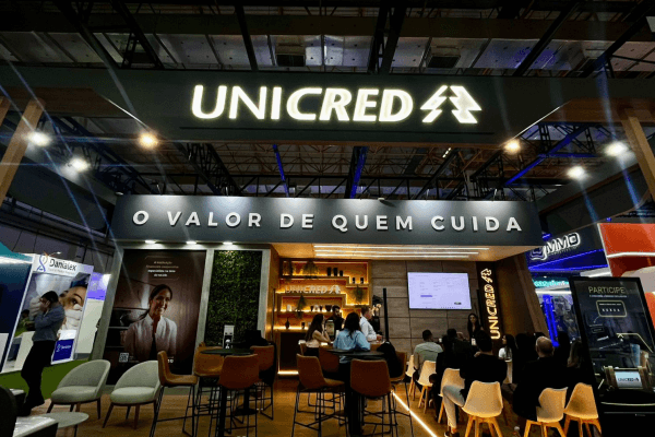Unicred reforça sua presença com educação financeira e cooperativismo no CIOSP 2026