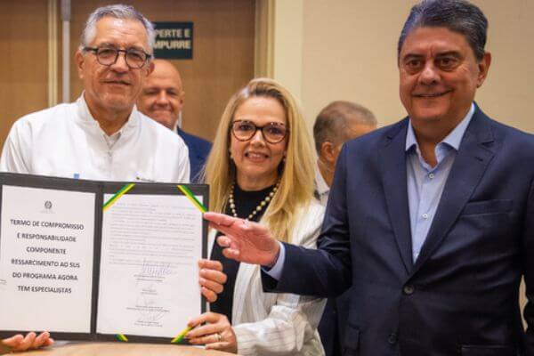 Amil e GEAP Saúde aderem ao programa Agora Tem Especialistas