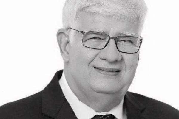 Falece Josué Schostack, referência da Farmácia Hospitalar e pilar do ensino e gestão farmacêutica