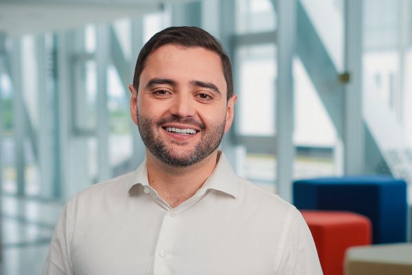 FEHOSUL promove Café da Manhã com Gabriel Souza, pré-candidato ao governo do RS