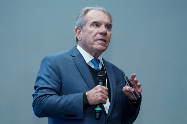 Francisco Balestrin abre Seminários de Gestão com raio-X dos desafios do setor de saúde brasileiro